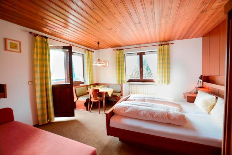 Zirbelstube Hotel Райт им Винкл Екстериор снимка