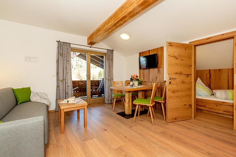 Zirbelstube Hotel Райт им Винкл Екстериор снимка